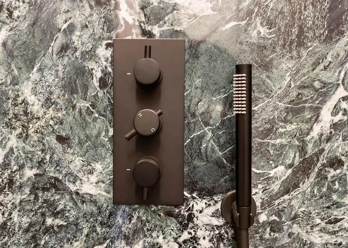 New I Luxus I Kingbed I Center