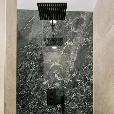 New I Luxus I Kingbed I Center