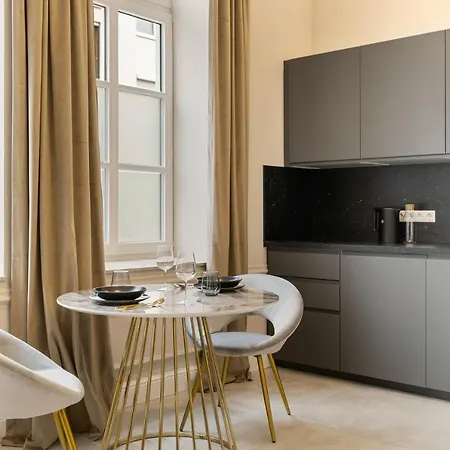 Апартаменты New I Luxus I Kingbed I Center Аугсбург